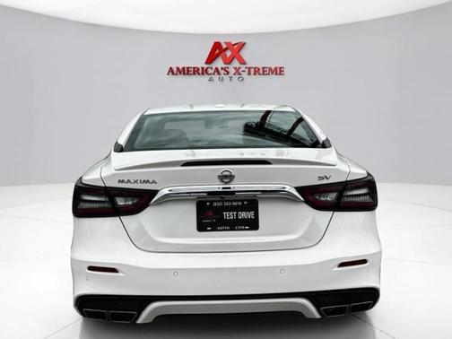 2022 Nissan Maxima SV