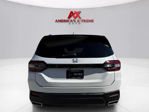 2023 Honda Pilot Sport