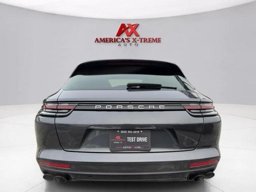 2018 Porsche Panamera Turbo S