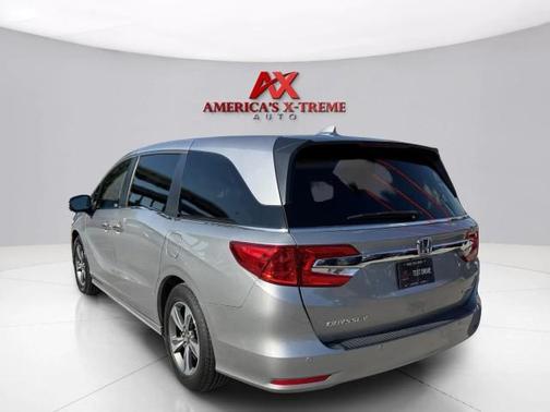 Lunar Silver Metallic 2019 Honda Odyssey Touring