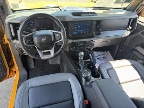 2021 Ford Bronco BLACK DIAMOND