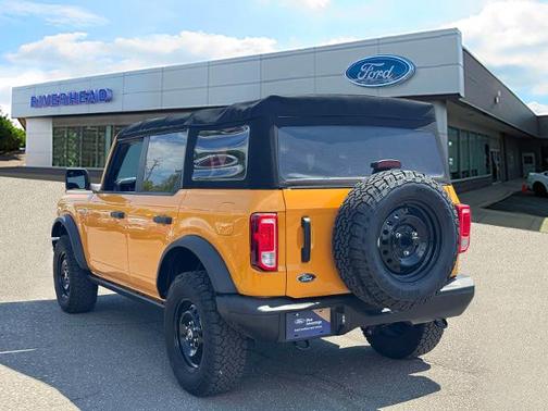 2021 Ford Bronco BLACK DIAMOND