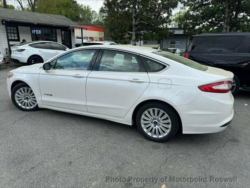 2015 Ford Fusion Hybrid SE