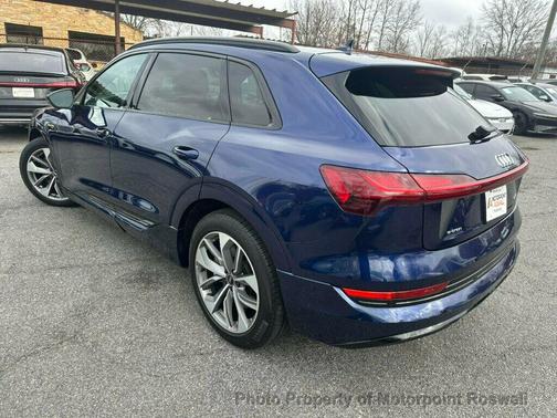 2021 Audi e-tron Premium Plus