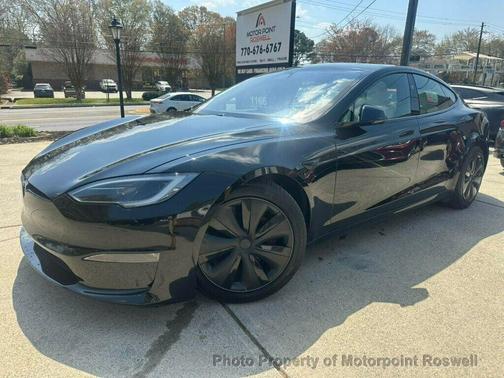 Solid Black 2023 Tesla Model S Plaid