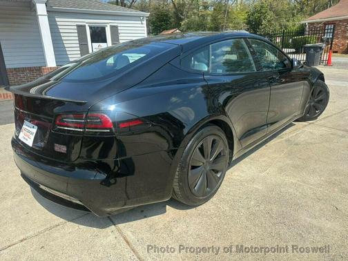 2023 Tesla Model S Plaid