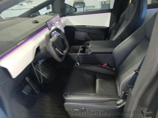 Stainless Steel 2024 Tesla Cybertruck Cyberbeast