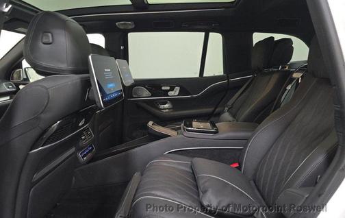 MANUFAKTUR Diamond White Metallic 2024 Mercedes-Benz Maybach GLS 600 4MATIC