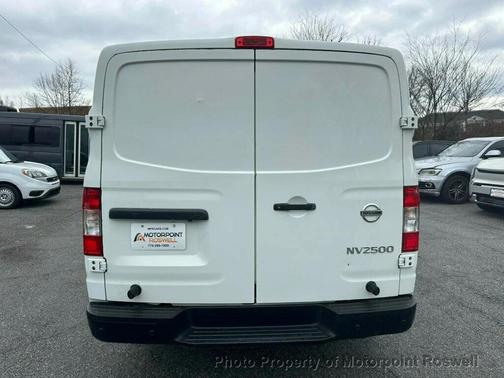 2017 Nissan NV Cargo NV2500 HD SV V6