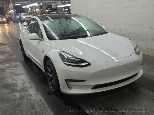 2020 Tesla Model 3 Standard Range Plus