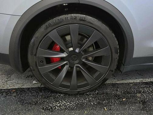 2024 Tesla Model X Plaid Tri Motor All-Wheel Drive