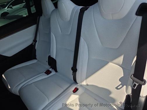 2024 Tesla Model X Long Range