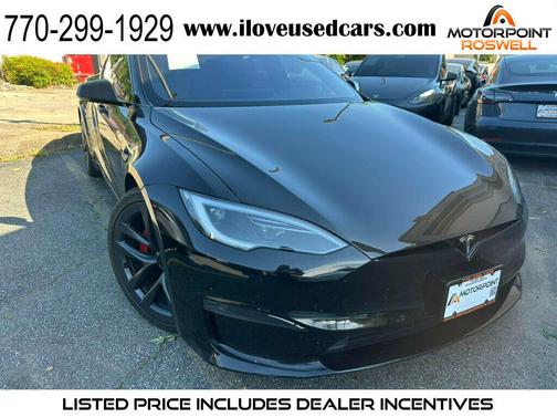 Solid Black 2024 Tesla Model S Plaid