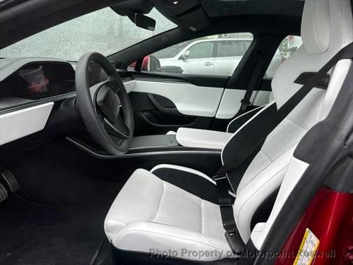 2024 Tesla Model S Plaid