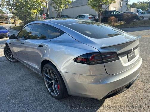 2024 Tesla Model S Plaid