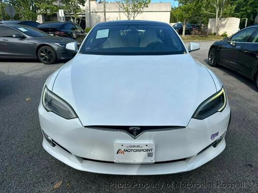Pearl White Multi-Coat 2018 Tesla Model S P100D
