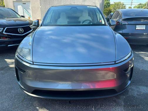 Quicksilver 2026 Tesla Model Y Premium Rear-Wheel Drive