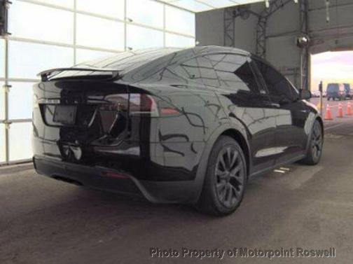 2024 Tesla Model X Long Range