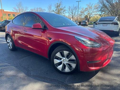 Red Multi-Coat 2021 Tesla Model Y Standard Range Rear-Wheel Drive