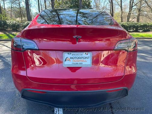 2021 Tesla Model Y Standard Range Rear-Wheel Drive