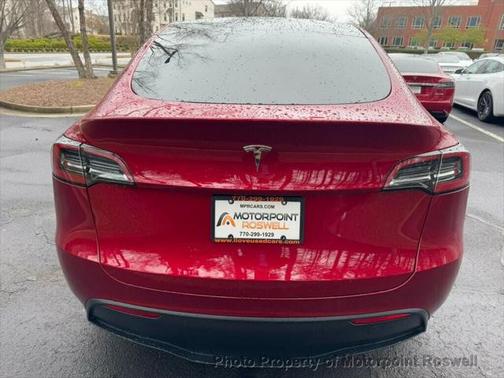 2024 Tesla Model Y Long Range Dual Motor All-Wheel Drive