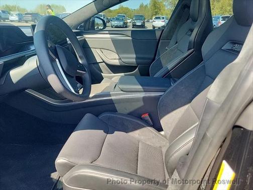 2025 Tesla Model S Plaid