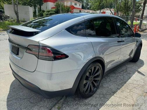 2024 Tesla Model X Long Range