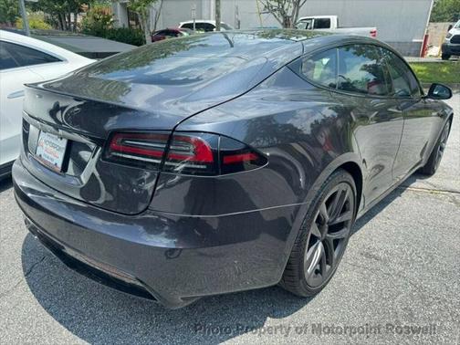 2024 Tesla Model S Long Range