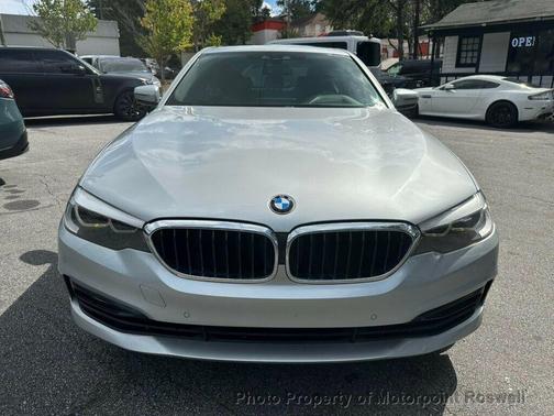 2018 BMW 530 530i