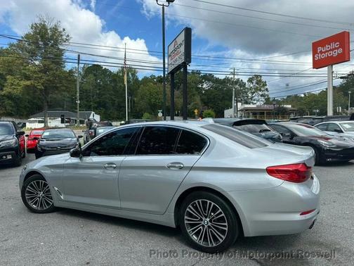 2018 BMW 530 530i