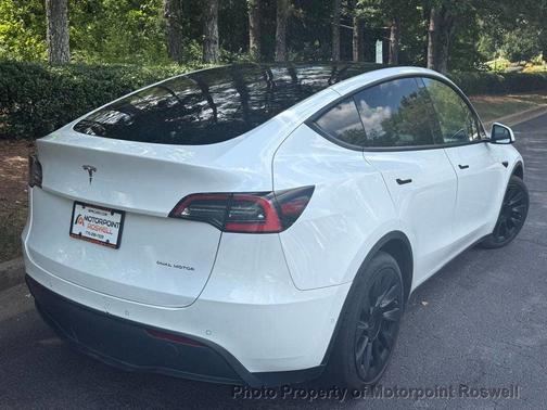 2021 Tesla Model Y Long Range Dual Motor All-Wheel Drive