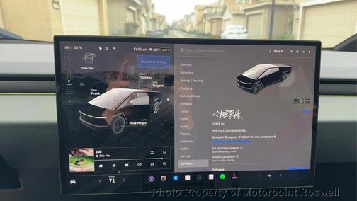 2025 Tesla Cybertruck All-Wheel Drive
