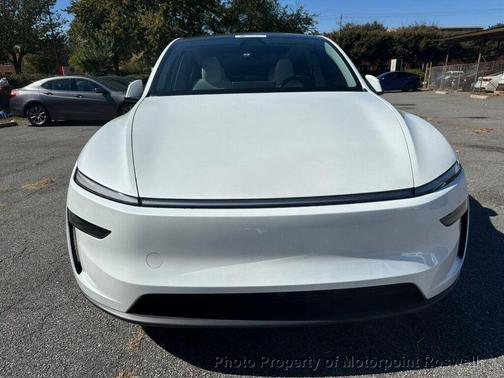 2026 Tesla Model Y Long Range AWD