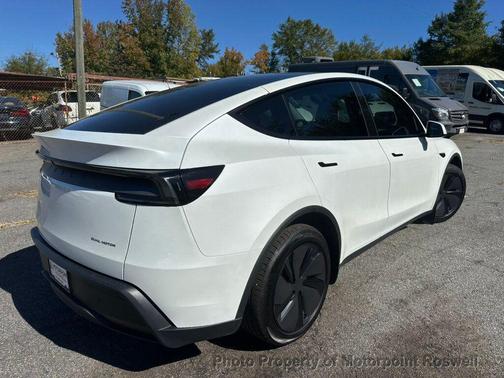 2026 Tesla Model Y Long Range AWD