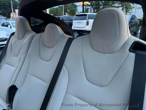 2022 Tesla Model X Plaid Tri Motor All-Wheel Drive