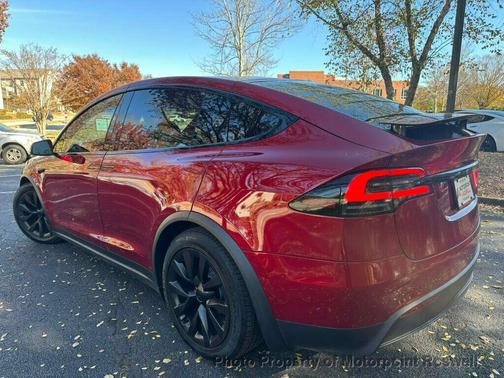 2025 Tesla Model X Long Range