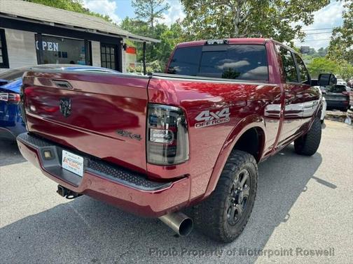 2018 RAM 2500 Laramie Crew Cab 4x4 6'4' Box