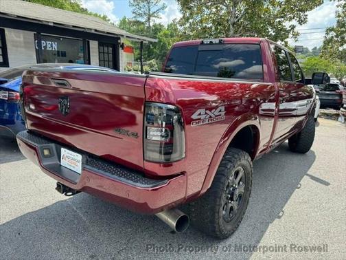 2018 RAM 2500 Laramie Crew Cab 4x4 6'4' Box