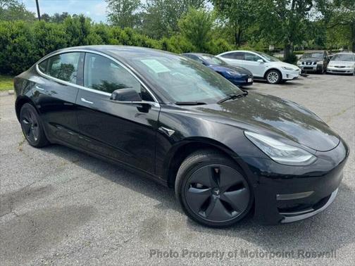 2022 Tesla Model 3 Standard Range