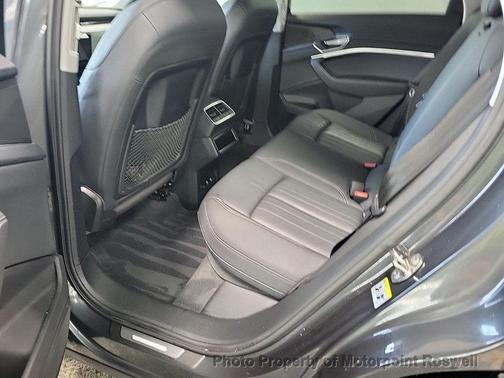 2021 Audi e-tron Premium