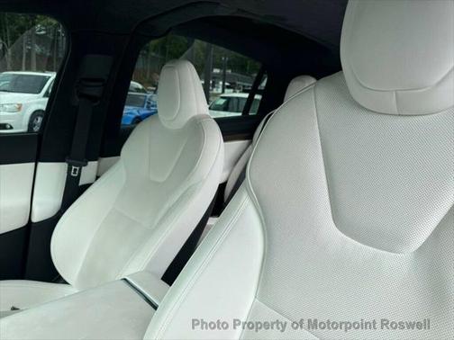 2022 Tesla Model X Dual Motor All-Wheel Drive