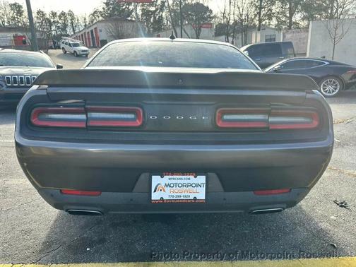 2015 Dodge Challenger SXT Plus