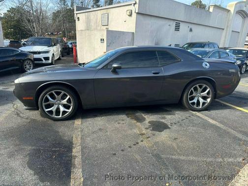 2015 Dodge Challenger SXT Plus