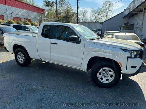 2022 Nissan Frontier S