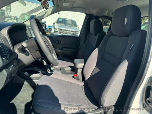 2022 Nissan Frontier S