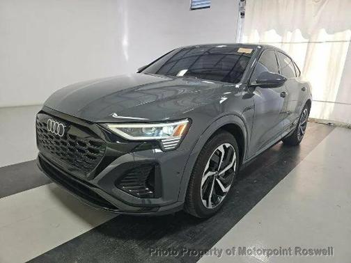 2024 Audi Q8 e-tron Premium Plus