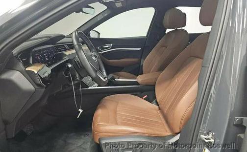 2024 Audi Q8 e-tron Premium Plus