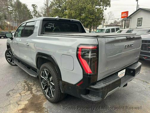 2024 GMC Sierra EV Denali Edition 1