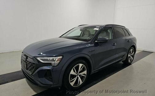 2024 Audi Q8 e-tron Premium