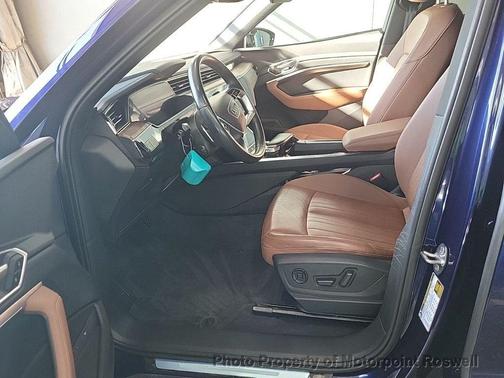 2022 Audi e-tron Premium